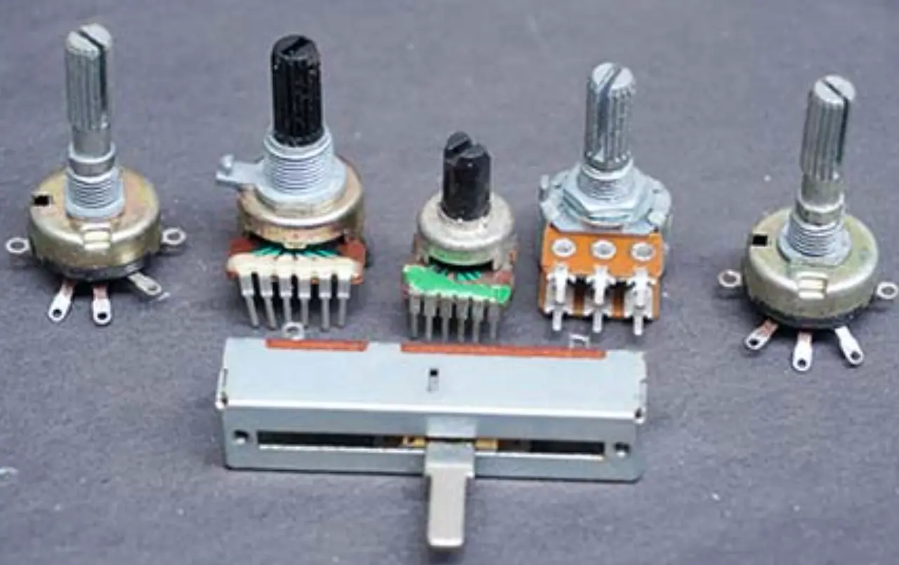 Modulo Potenziometro Rotativo 10K Con Uscita Analogica 0-5V E Encoder Per Arduino/Progetti Elettronici