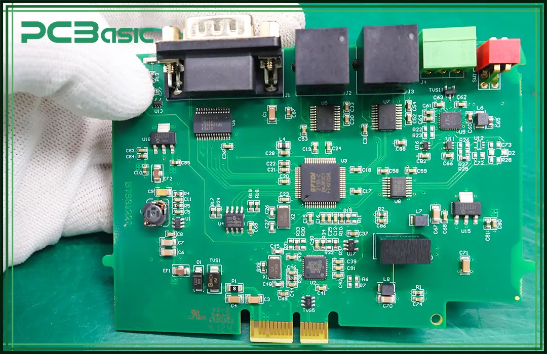 pcb assembler