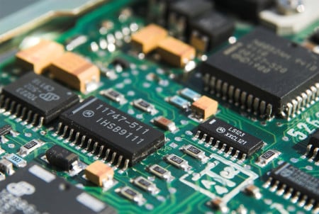 How SMT Component Packaging Affects Electronic Manufacturing